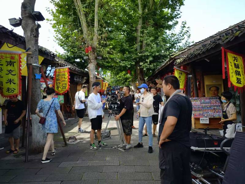 洛宁县产品视频拍摄技术升级：AI与三维动画深度融合